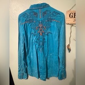 Roar Turquoise Shirt with Orange Trim and Embroidered Logo